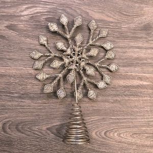 SALE🔥🔥 Snowflake Beaded Christmas Tree Topper
